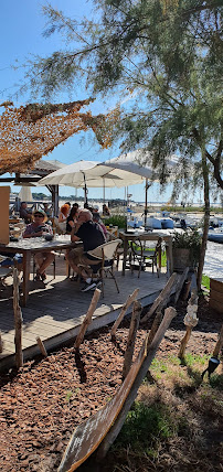 Atmosphère du Restaurant de fruits de mer Le Tamariou - Dégustation - Vue Panoramique d’exception à Andernos-les-Bains - n°11