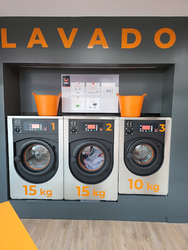 Reinventa tu Colada SL en Hoyo de Manzanares, Madrid