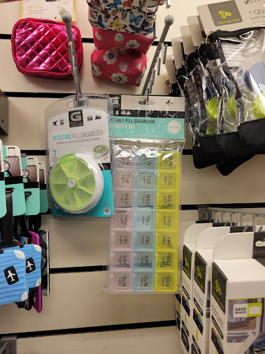 Department Store «T.J. Maxx», reviews and photos, 1600 Park Manor Blvd, Pittsburgh, PA 15205, USA