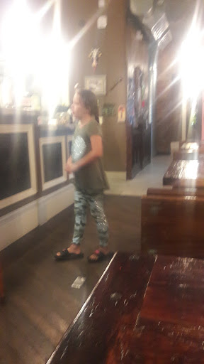 Ice Cream Shop «The Comfy Cow New Albany», reviews and photos, 109 E Market St, New Albany, IN 47150, USA