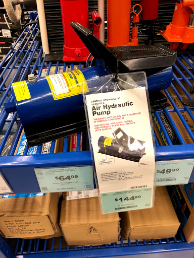 Hardware Store «Harbor Freight Tools», reviews and photos, 2500 W Parmer Ln B, Austin, TX 78727, USA