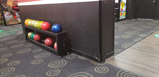 Bowling Alley «AMF Noble Manor Lanes», reviews and photos, 2440 Noblestown Rd, Pittsburgh, PA 15205, USA