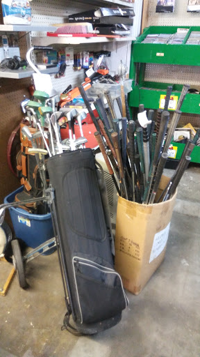 Home Goods Store «Paws & Claws Thrift Store», reviews and photos, 132 E Broad St, Groveland, FL 34736, USA