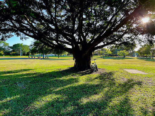 Park «Heritage Park», reviews and photos, 19200 Collins Ave, Sunny Isles Beach, FL 33160, USA