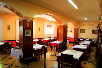 Restaurant-Hostal Fonoll - Plaça Ramon Berenguer IV, 2, 43448, 43448, Tarragona, Spain