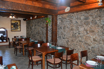 Restaurante La Casucha - C. Ismael Domínguez, 153, 38350 Tacoronte, Santa Cruz de Tenerife, Spain