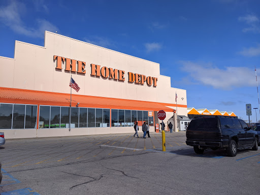 Home Improvement Store «The Home Depot», reviews and photos, 4155 N Port Washington Rd, Milwaukee, WI 53212, USA
