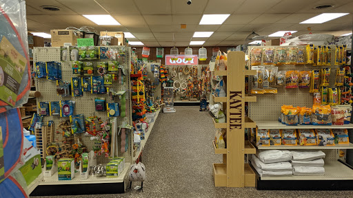 Animal Feed Store «Family Pet Food Center», reviews and photos, 1228 S Military Ave, Green Bay, WI 54304, USA