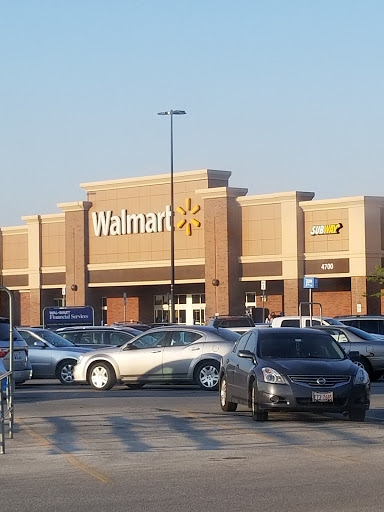 Department Store «Walmart Supercenter», reviews and photos, 4700 135th St, Crestwood, IL 60445, USA