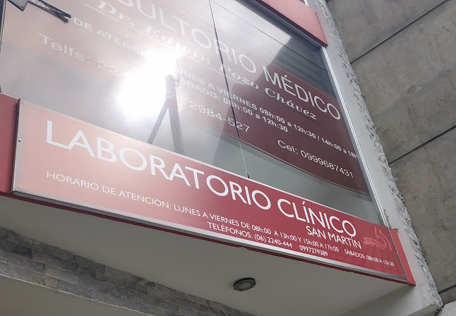 Opiniones de Laboratorio San Martín en Tulcán - Médico