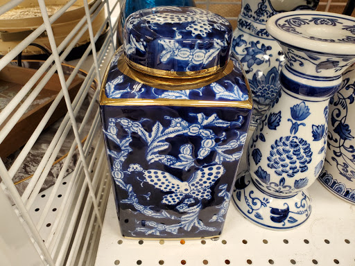 Clothing Store «Ross Dress for Less», reviews and photos, 5112 Commons Dr, Rocklin, CA 95677, USA