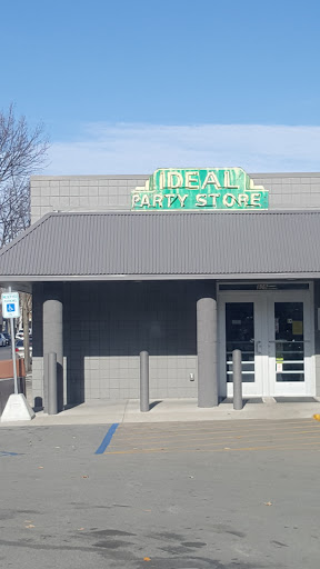 Beer Store «Ideal Party Store Inc», reviews and photos, 908 N Johnson St, Bay City, MI 48708, USA