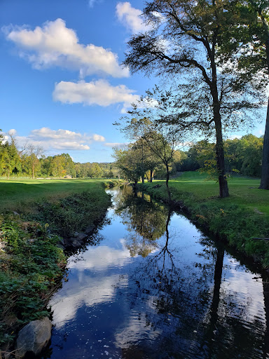 Golf Course «Maple Moor Golf Course», reviews and photos, 1128 North St, White Plains, NY 10605, USA