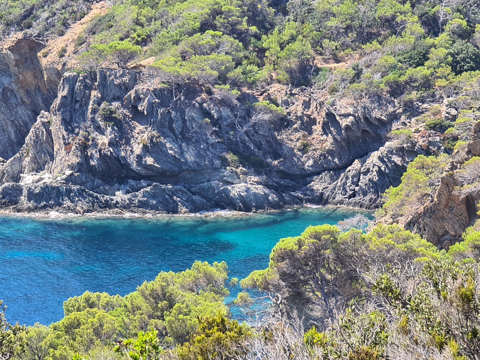 Zdjęcie Oustaou de Dieu z tiny bay