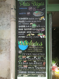 Photo n°9 de Chez les deux amis à Paris ()