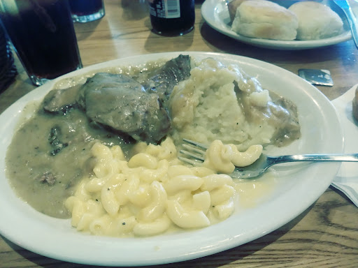 American Restaurant «Cracker Barrel Old Country Store», reviews and photos, 11701 University Ave, Clive, IA 50325, USA