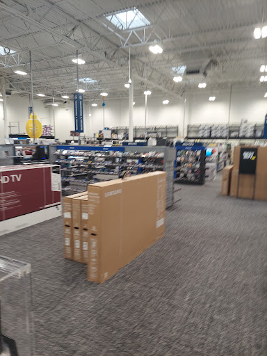 Electronics Store «Best Buy», reviews and photos, 4710 Cherry Hill Rd, College Park, MD 20740, USA