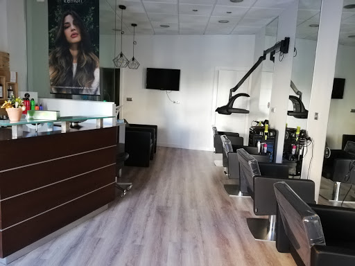 Peluquería Merche en Alcaudete, Jaén