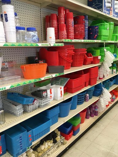 Dollar Store «Dollar Tree», reviews and photos, 1951 Wentzville Pkwy, Wentzville, MO 63385, USA