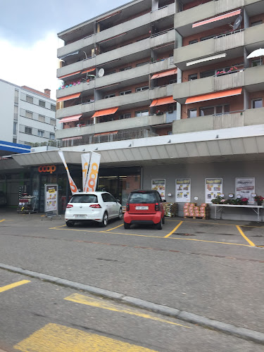 Rezensionen über Coop Shop Tankstelle - Neuhausen Am Rheinfall in Neuhausen am Rheinfall - Tankstelle