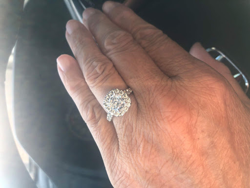 Jewelry Store «TIVOL», reviews and photos, 4721 W 119th St, Overland Park, KS 66209, USA