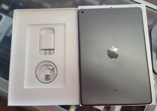 Cell Phone Store «Cell Pros», reviews and photos, 3075 W Ashlan Ave, Fresno, CA 93711, USA