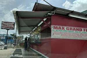 Max Grill House image