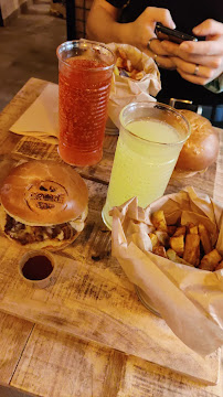 Plats et boissons du Restaurant de hamburgers Smoké and Fries à Lyon - n°20