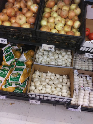 Grocery Store «Save-A-Lot», reviews and photos, 360 Shopping Center Dr, Wildwood, FL 34785, USA