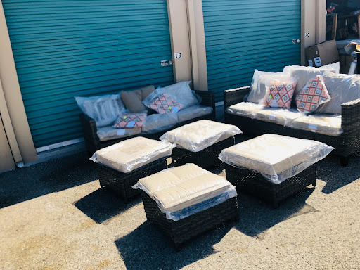 9660 Arlington Ave, Riverside, CA 92503, USA