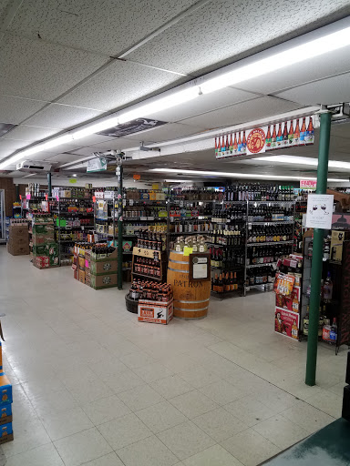 Liquor Store «Big Ten Okemos Party Store», reviews and photos, 2950 Jolly Rd, Okemos, MI 48864, USA