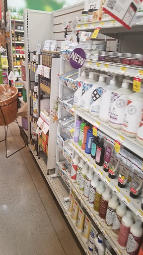 Grocery Store «Earth Fare North Canton», reviews and photos, 3939 Everhard Rd NW, North Canton, OH 44709, USA