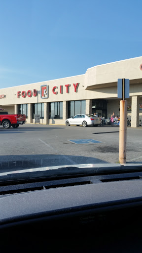 Food City, 1180 West Ave, Crossville, TN 38555, USA, 