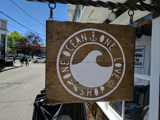 Clothing Store «One Ocean One Love Shop», reviews and photos, 6 Bearskin Neck, Rockport, MA 01966, USA