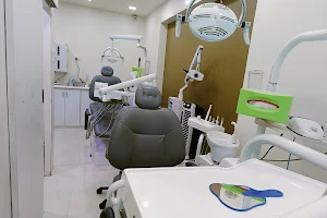 Sabka dentist - D N Nagar (Andheri West) image