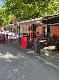 Photos du propriétaire du Restaurant Brasserie Le Comptoir à L'Isle-en-Dodon - n°2