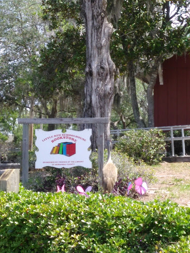Used Book Store «Library Book Corner», reviews and photos, 1208 Kenlake Ave, Spring Hill, FL 34606, USA
