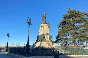 Monumento a Daoiz y Velarde image