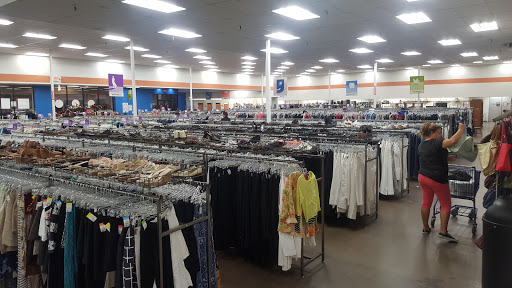 Thrift Store «Litchfield & Van Buren Goodwill Retail Store, Donation Center & Career Center», reviews and photos, 211 N Litchfield Rd, Goodyear, AZ 85338, USA