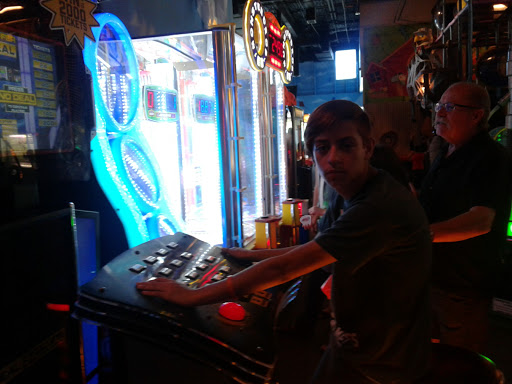 Movie Theater «Harkins Theatres Prescott Valley 14», reviews and photos, 7202 Pav Way, Prescott Valley, AZ 86314, USA