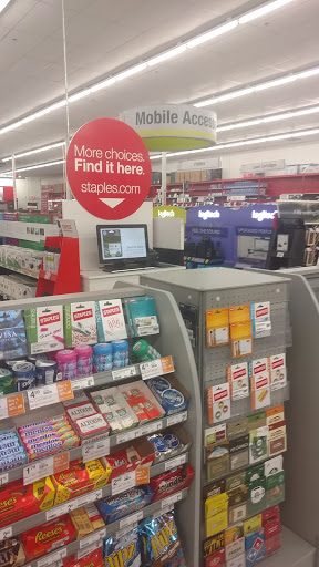 Office Supply Store «Staples», reviews and photos, 555 High St, Mt Holly, NJ 08060, USA