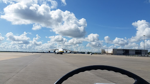 Courier Service «Ups Air Gateway Orlando», reviews and photos, 8975 Tradeport Dr, Orlando, FL 32827, USA