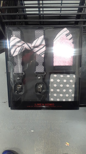 Clothing Store «K&G Fashion Superstore», reviews and photos, 1301 Springfield Ave, Irvington, NJ 07111, USA