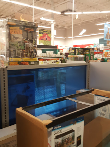 Pet Supply Store «Petco Animal Supplies», reviews and photos, 4751 W 29th St, Greeley, CO 80634, USA