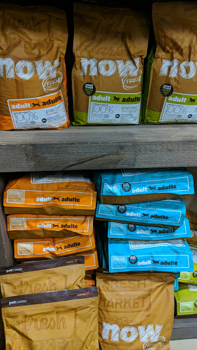 Pet Supply Store «Thomaston Feed», reviews and photos, 141 Watertown Rd, Thomaston, CT 06787, USA