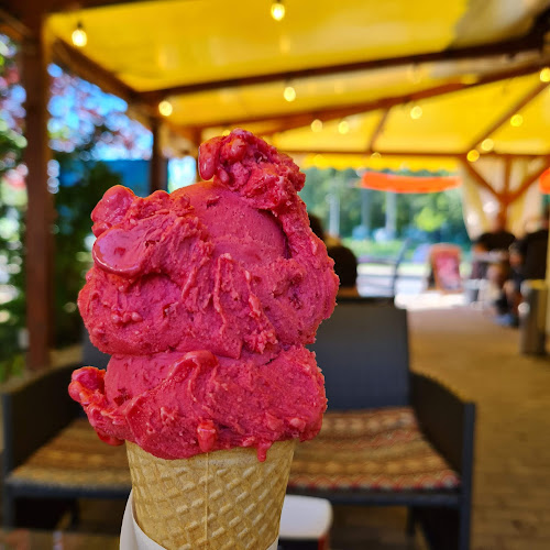 Hozzászólások és értékelések az Tutti Frutti Fagyizó-ról