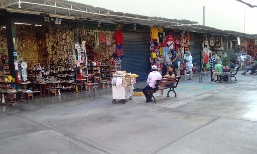 Second hand markets Lima