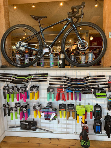 Ski Rental Service «Pinnacle Ski And Sports», reviews and photos, 3391 Mountain Rd, Stowe, VT 05672, USA