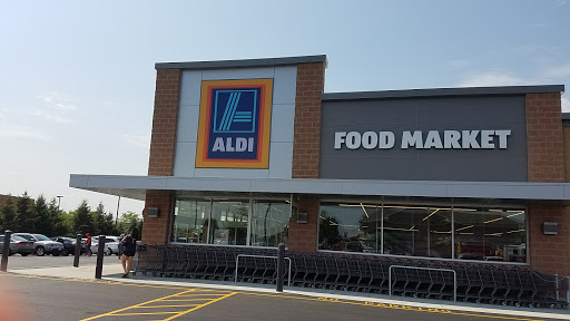 ALDI, 199 Miller Dr, North Aurora, IL 60542, USA, 