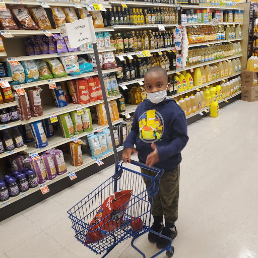 Grocery Store «Super Foodtown of East Stroudsburg», reviews and photos, 232 Fox Run Ln, East Stroudsburg, PA 18302, USA